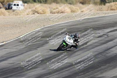 media/Dec-07-2025-CVMA (Sun) [[3e7d2de5dc]]/Race 5-Formula UL-CVMA Hooligans-American Thunder/